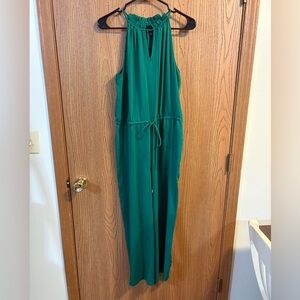 Gorgeous Halter Top Emerald Green Cropped Jumpsuit with Pockets